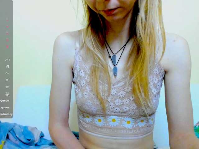 Beellami live cam on BongaCams