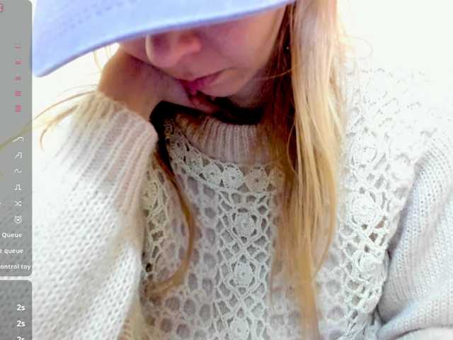 Beellami live cam on BongaCams