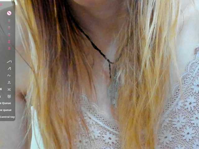 Beellami live cam on BongaCams