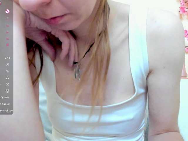 Beellami live cam on BongaCams