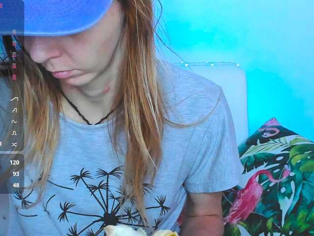 Beellami live cam on BongaCams