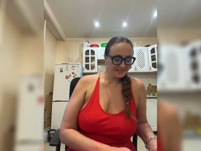 MartaGros's BongaCams show and profile