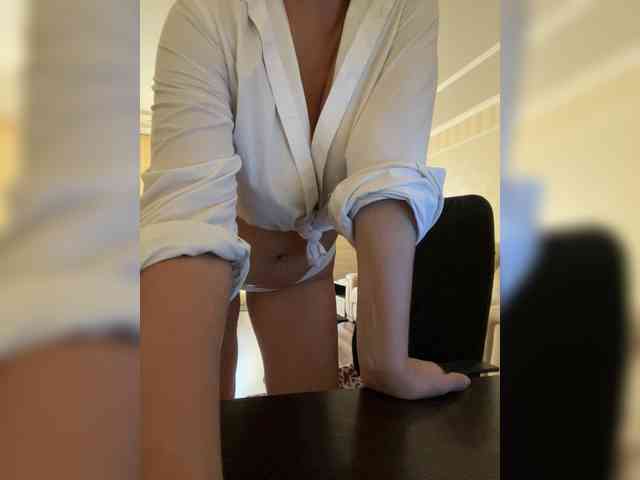 MartaGros webcam