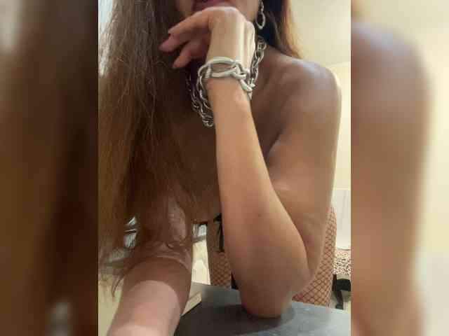 MartaGros Sex Cam Show