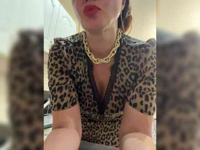 MartaGros Sex Cam Show