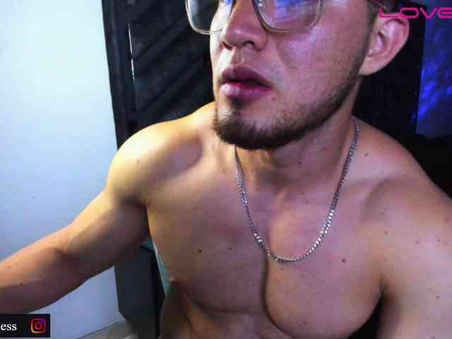 Modelo: AndrewHarriss
