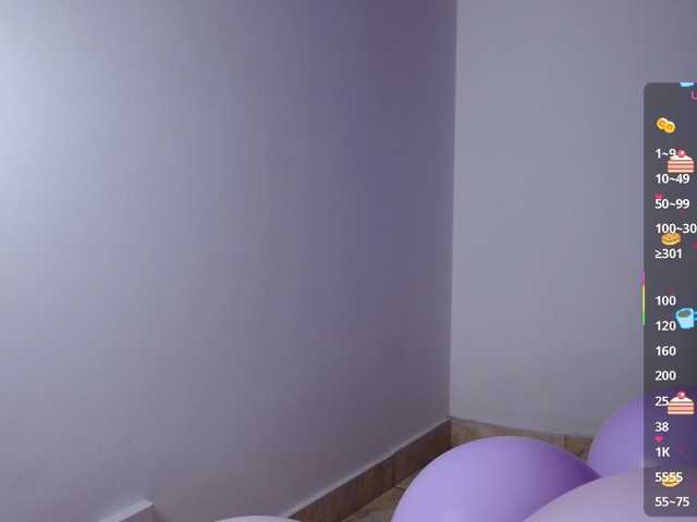 levi-cloud live cam on BongaCams