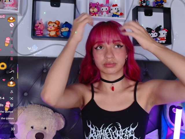 levi-cloud live cam on BongaCams