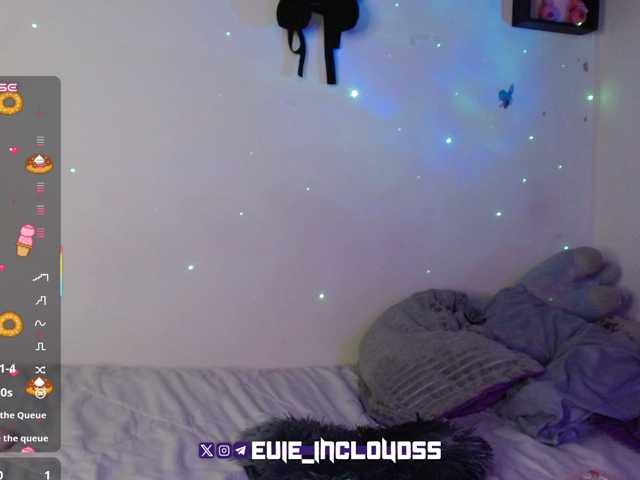 levi-cloud live cam on BongaCams