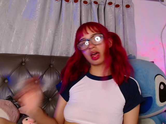 levi-cloud live cam on BongaCams