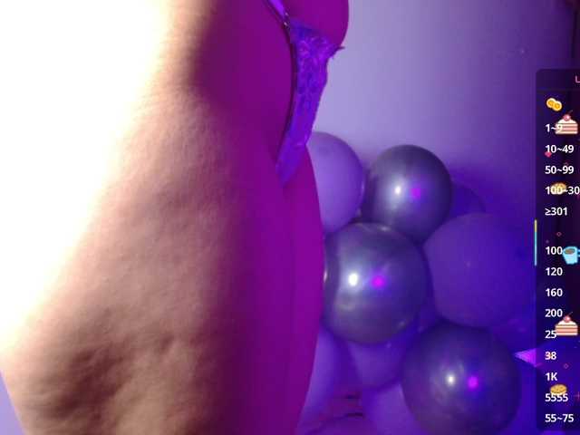 levi-cloud live cam on BongaCams