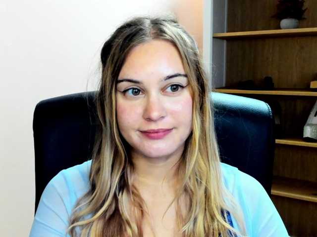 PERFECTvaleria live cam on BongaCams