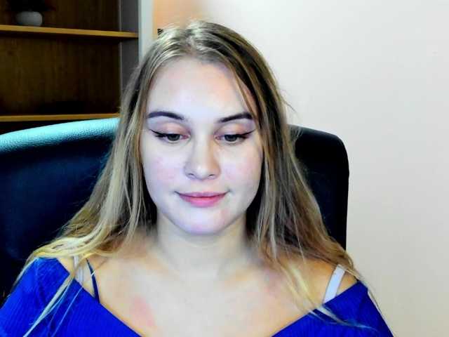 PERFECTvaleria live cam on BongaCams