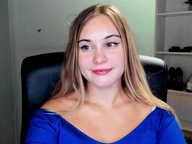 PERFECTvaleria live cam on BongaCams