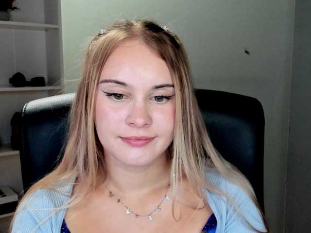 PERFECTvaleria live cam on BongaCams