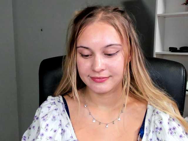 PERFECTvaleria live cam on BongaCams