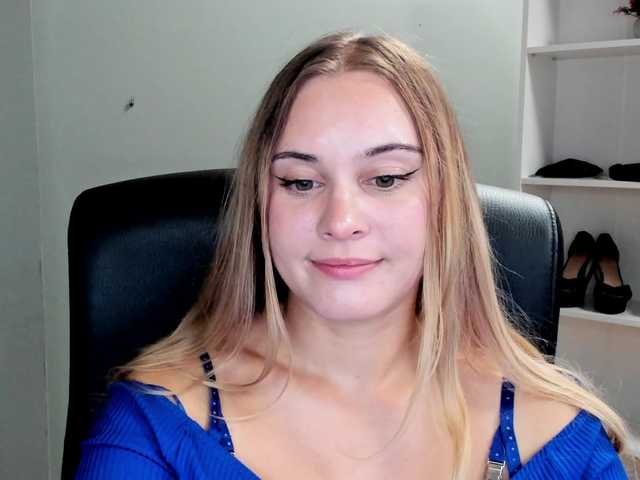 PERFECTvaleria live cam on BongaCams