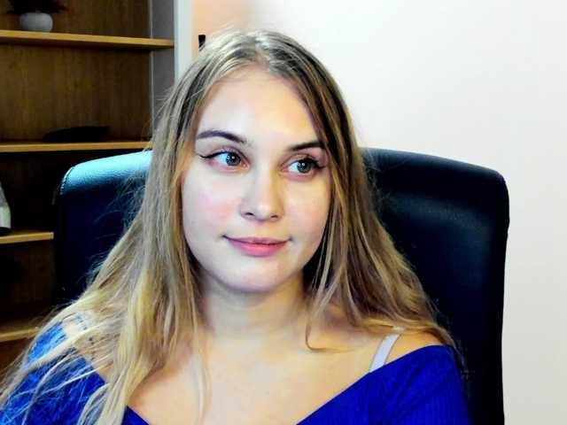 PERFECTvaleria live cam on BongaCams