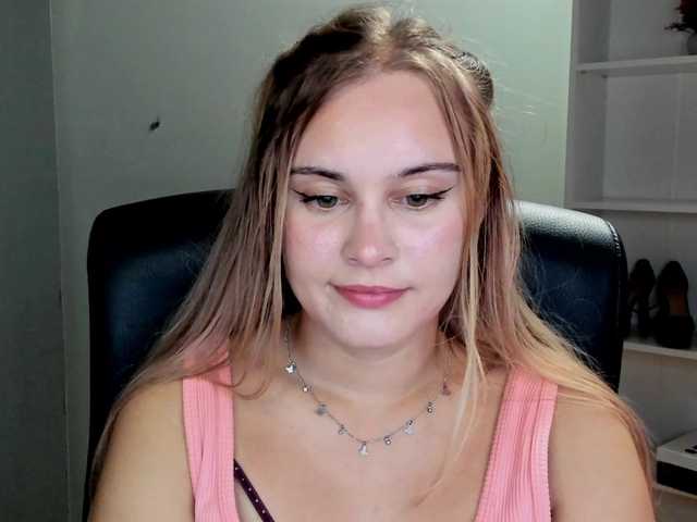 PERFECTvaleria live cam on BongaCams