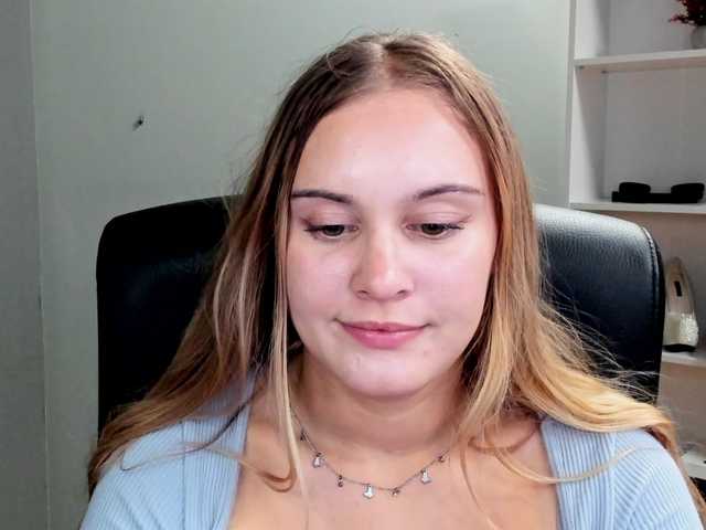 PERFECTvaleria live cam on BongaCams