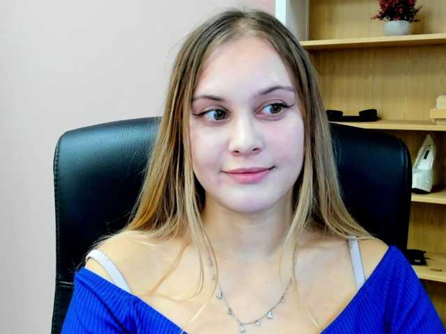 PERFECTvaleria live cam on BongaCams