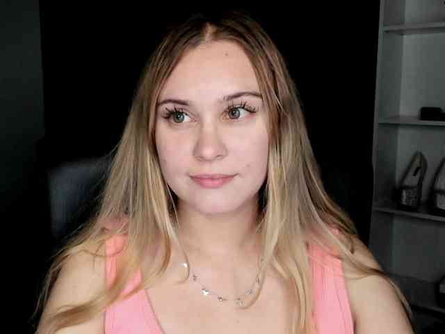PERFECTvaleria webcam