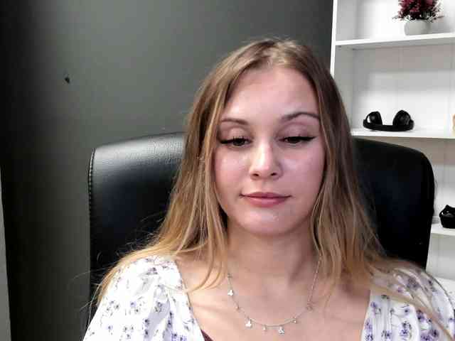 Model: PERFECTvaleria