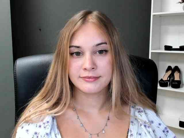 Model: PERFECTvaleria