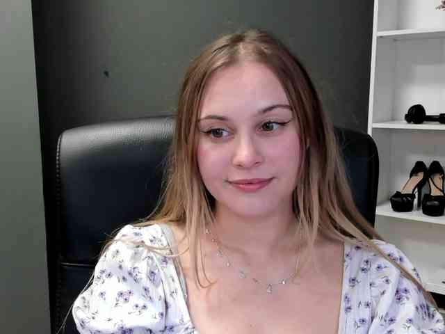 PERFECTvaleria webcam