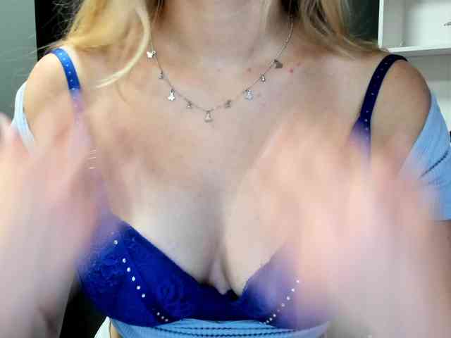 PERFECTvaleria webcam