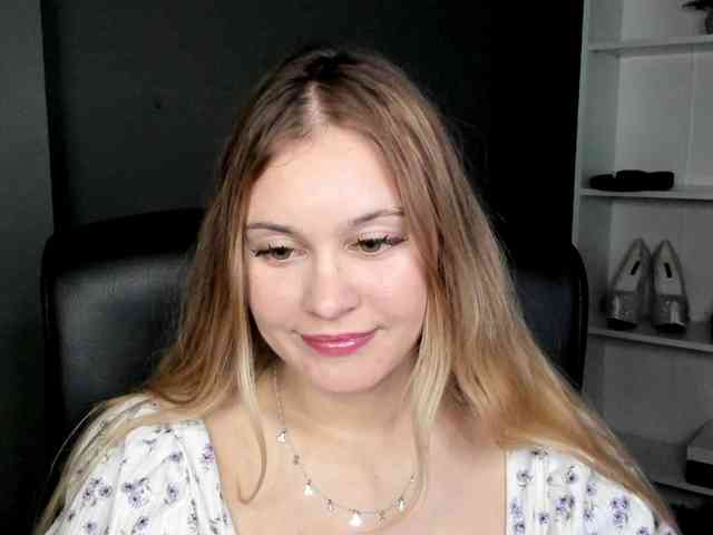 PERFECTvaleria webcam