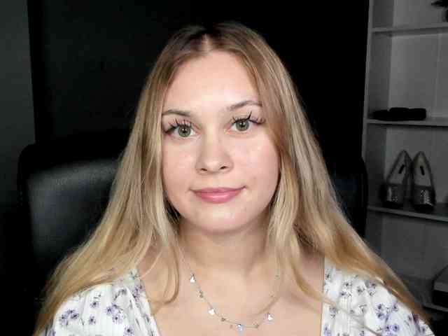 Model: PERFECTvaleria