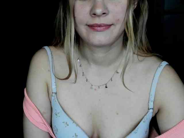 Model: PERFECTvaleria