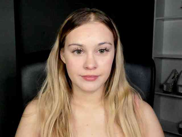 PERFECTvaleria webcam