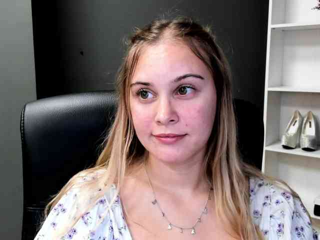 PERFECTvaleria webcam