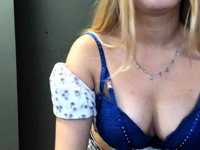 PERFECTvaleria webcam