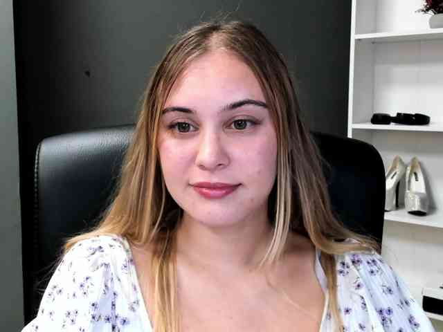 PERFECTvaleria webcam