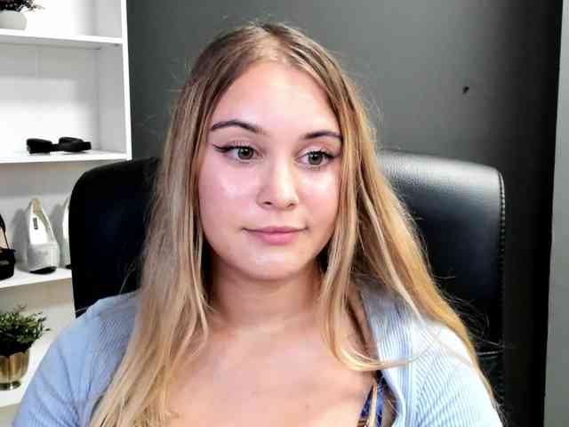 PERFECTvaleria webcam