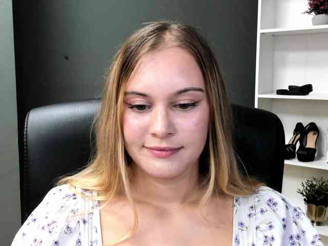 PERFECTvaleria webcam