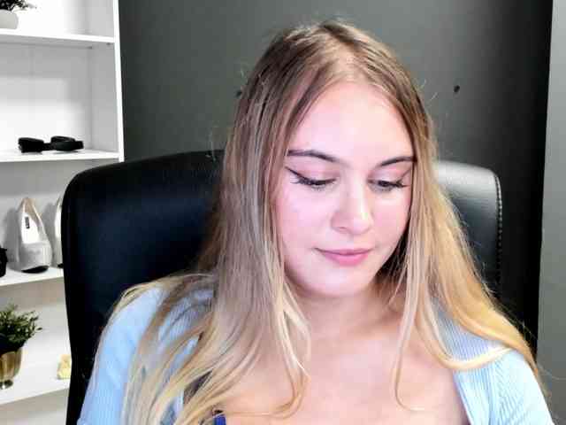 PERFECTvaleria webcam