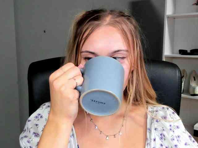 PERFECTvaleria webcam