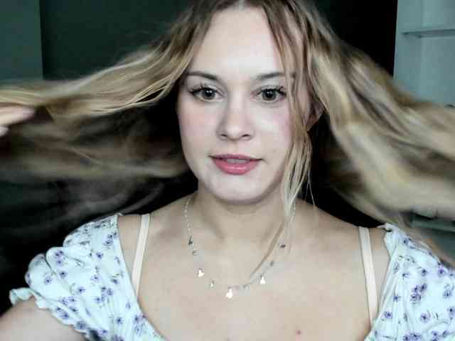 Model: PERFECTvaleria