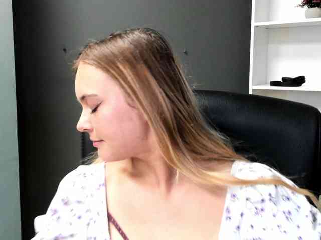 PERFECTvaleria webcam