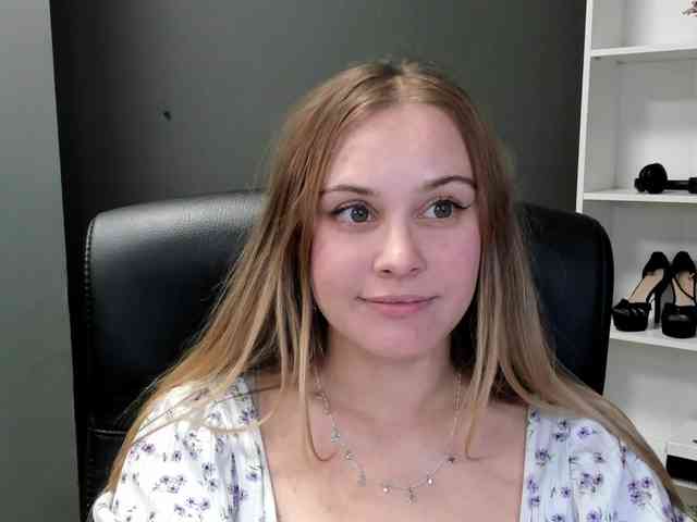 PERFECTvaleria webcam