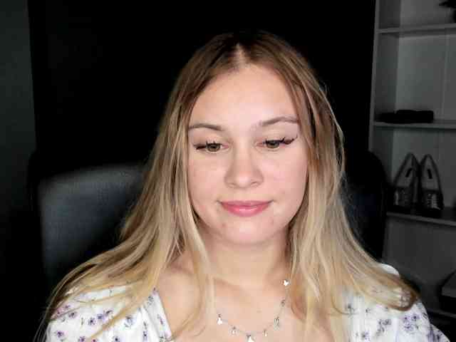 PERFECTvaleria webcam