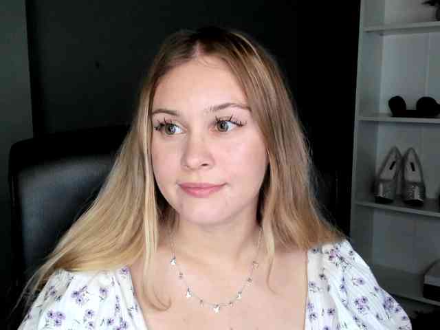Model: PERFECTvaleria