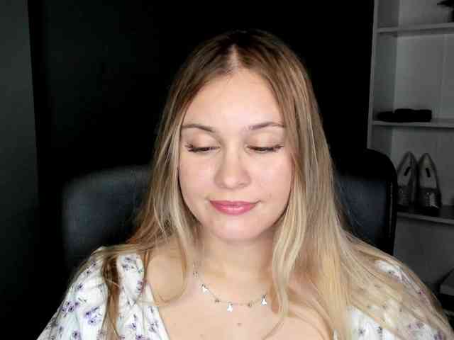 PERFECTvaleria webcam