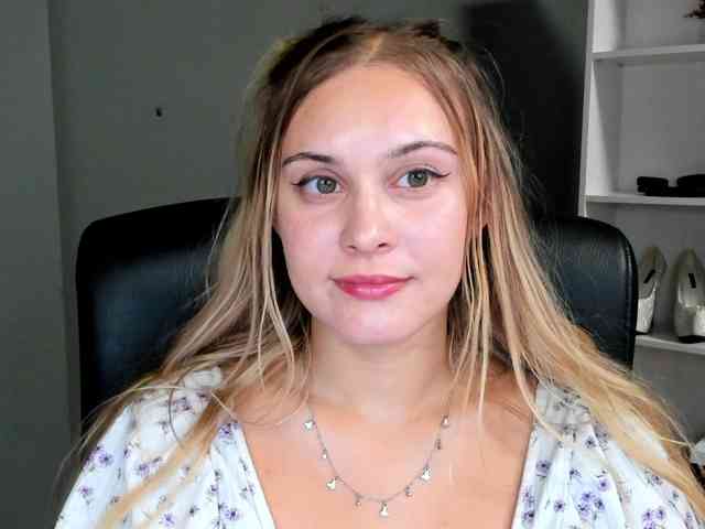 PERFECTvaleria webcam