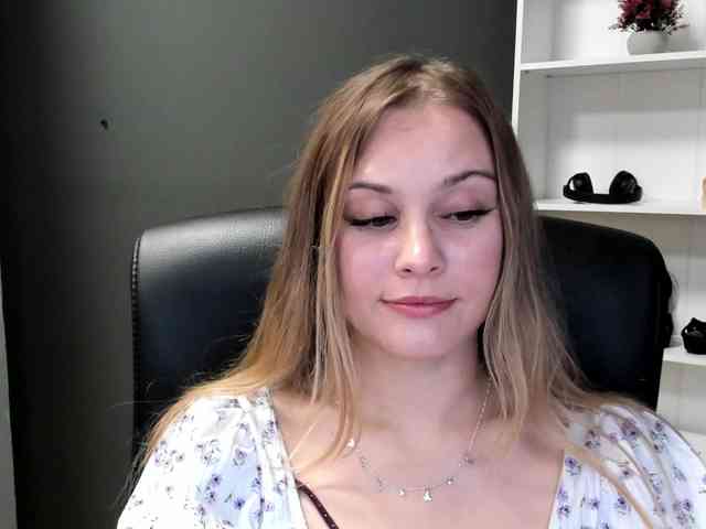 PERFECTvaleria webcam