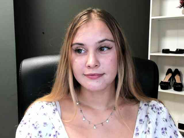 PERFECTvaleria webcam